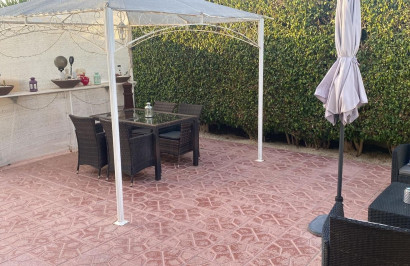 Resale - Finca / Country Property - Elche - Las Bayas