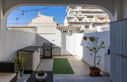 Resale - Town House - Torrevieja