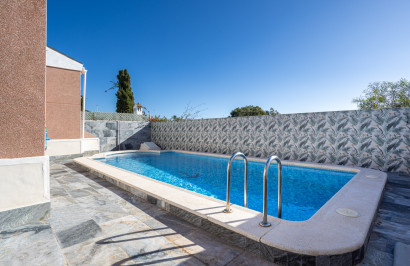 Resale - Detached Villa - Torrevieja - Urbanización San Luis
