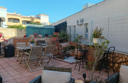 Resale - Apartment / Flat - Los Montesinos - La Herrada