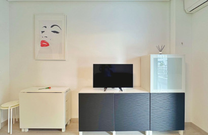 Resale - Apartment / Flat - Torrevieja - La Mata