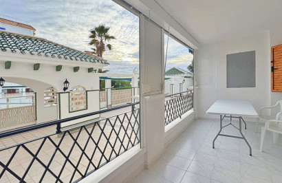 Resale - Apartment / Flat - Torrevieja - La Mata