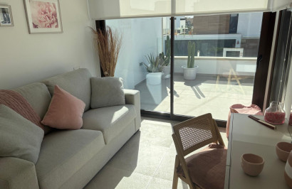 Resale - Semi - Detached Villa - Algorfa - La Finca Golf