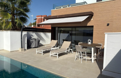 Resale - Semi - Detached Villa - Algorfa - La Finca Golf