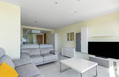 Resale - Apartment / Flat - Torrevieja - Punta Prima