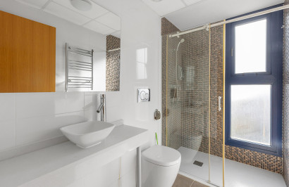 Resale - Apartment / Flat - Torrevieja - Punta Prima