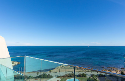 Resale - Apartment / Flat - Torrevieja - Punta Prima