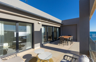 Resale - Apartment / Flat - Torrevieja - Punta Prima