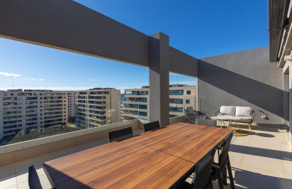 Resale - Apartment / Flat - Torrevieja - Punta Prima