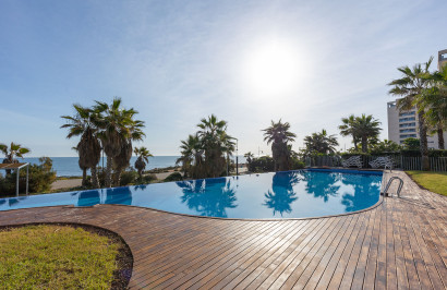 Resale - Apartment / Flat - Torrevieja - Punta Prima