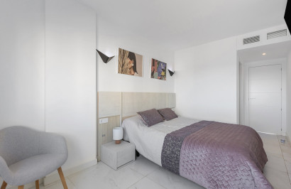Resale - Apartment / Flat - Torrevieja - Punta Prima