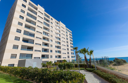 Resale - Apartment / Flat - Torrevieja - Punta Prima