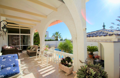 Resale - Detached Villa - Orihuela Costa - Villamartín