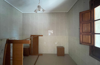 Reventa - Finca / Propiedad de Campo - Elche