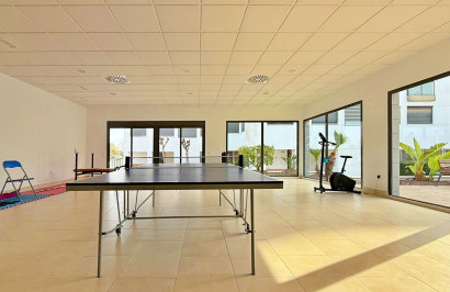 Resale - Apartment / Flat - Orihuela Costa - Campoamor