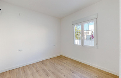 Resale - Apartment / Flat - San Miguel de Salinas - BLUE LAGOON