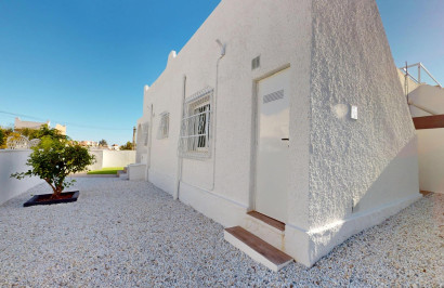 Resale - Apartment / Flat - San Miguel de Salinas - BLUE LAGOON