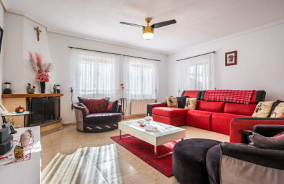 Resale - Finca / Country Property - La Zarza