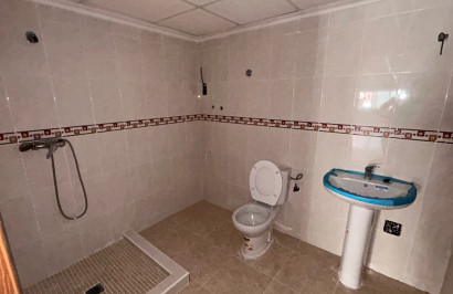 Reventa - Unidad Comercial - Jacarilla