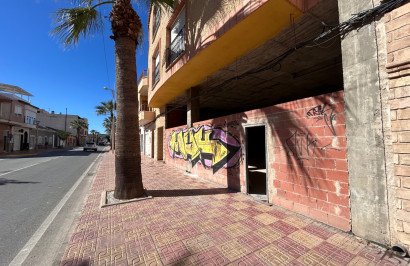 Reventa - Unidad Comercial - Jacarilla