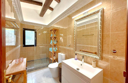 Resale - Detached Villa - San Miguel de Salinas