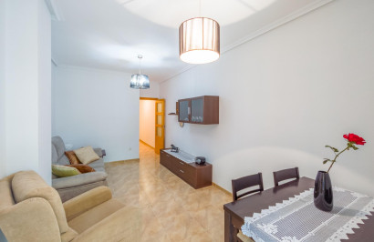 Resale - Apartment / Flat - Torrevieja - Acequion