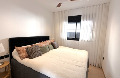 Resale - Apartment / Flat - Pilar de la Horadada - Costa Blanca Sur