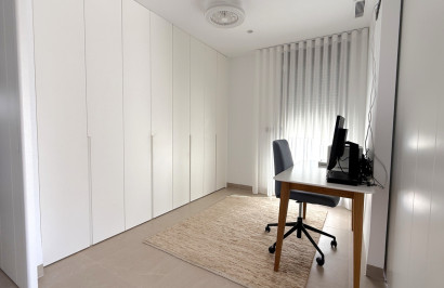 Resale - Apartment / Flat - Pilar de la Horadada - Costa Blanca Sur