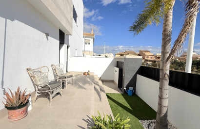 Resale - Apartment / Flat - Pilar de la Horadada - Costa Blanca Sur