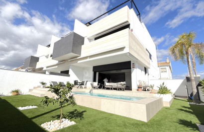 Resale - Apartment / Flat - Pilar de la Horadada - Costa Blanca Sur