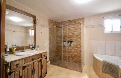 Resale - Detached Villa - Fortuna