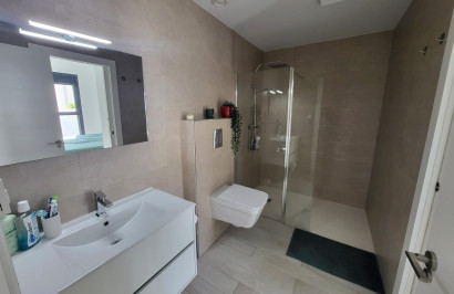 Resale - Town House - Daya Vieja