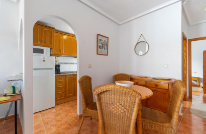 Reventa - Apartamento / Piso - Torrevieja - Centro