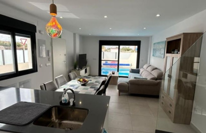 Herverkoop - Halfvrijstaande villa - Santiago de la Ribera