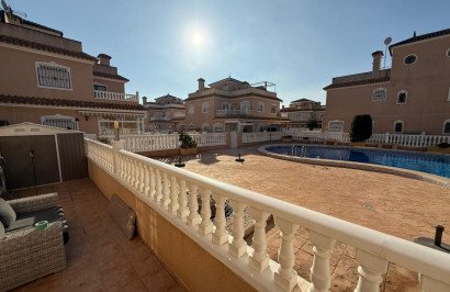 Herverkoop - Halfvrijstaande villa - Torre de la Horadada