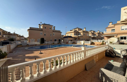 Herverkoop - Halfvrijstaande villa - Torre de la Horadada