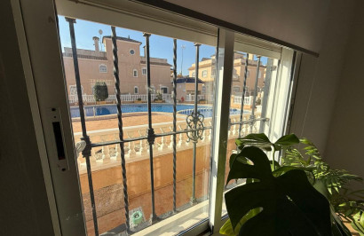 Herverkoop - Halfvrijstaande villa - Torre de la Horadada