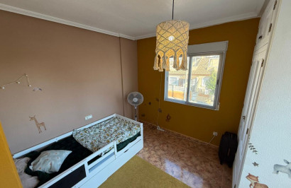 Herverkoop - Halfvrijstaande villa - Torre de la Horadada