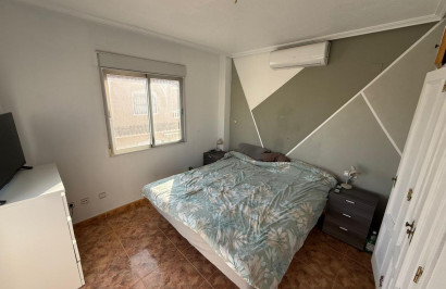 Herverkoop - Halfvrijstaande villa - Torre de la Horadada