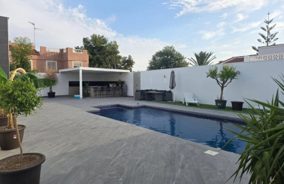 Herverkoop - Vrijstaande villa - Ciudad Quesada