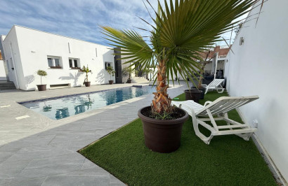 Herverkoop - Vrijstaande villa - Ciudad Quesada