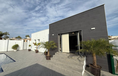 Herverkoop - Vrijstaande villa - Ciudad Quesada