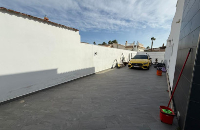 Herverkoop - Vrijstaande villa - Ciudad Quesada