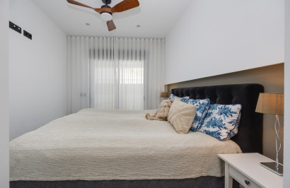 Resale - Apartment / Flat - Pilar de la Horadada - Costa Blanca Sur