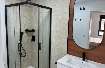 Resale - Apartment / Flat - San Miguel de Salinas