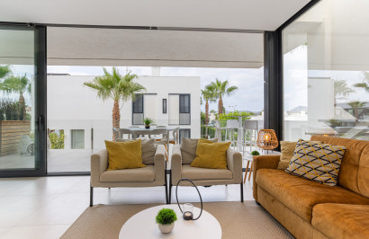 Resale - Apartment / Flat - Mar de Cristal