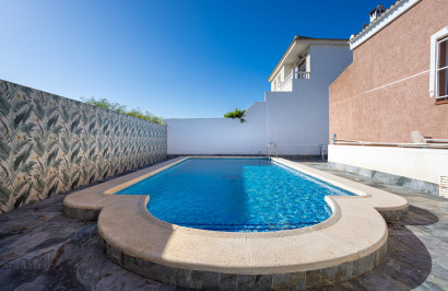 Resale - Detached Villa - Torrevieja - Urbanización San Luis