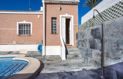 Resale - Detached Villa - Torrevieja - Urbanización San Luis