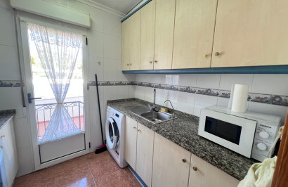 Herverkoop - Stadshuis - Orihuela - Entre Naranjos