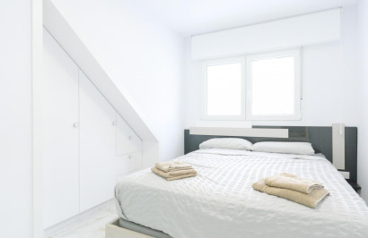 Resale - Town House - Torrevieja - Punta prima